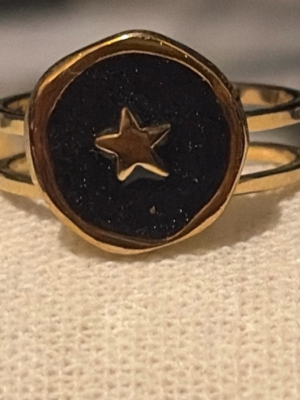 Gold Tone Black Star Accent Double Band Ring